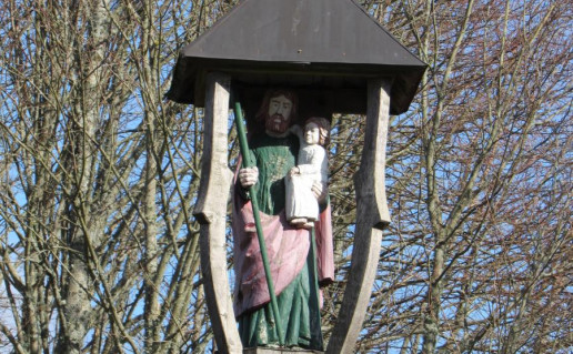 33_Sv. Juozapo koplytstulpis prie Plateliu baznycios. A.Brazdeikytes n.jpg